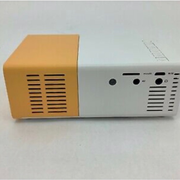 Mini LED Projector | Remote Controlled | HDMI - Picture 4 of 9